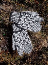 Newfoundland Trigger Mitten Pattern
